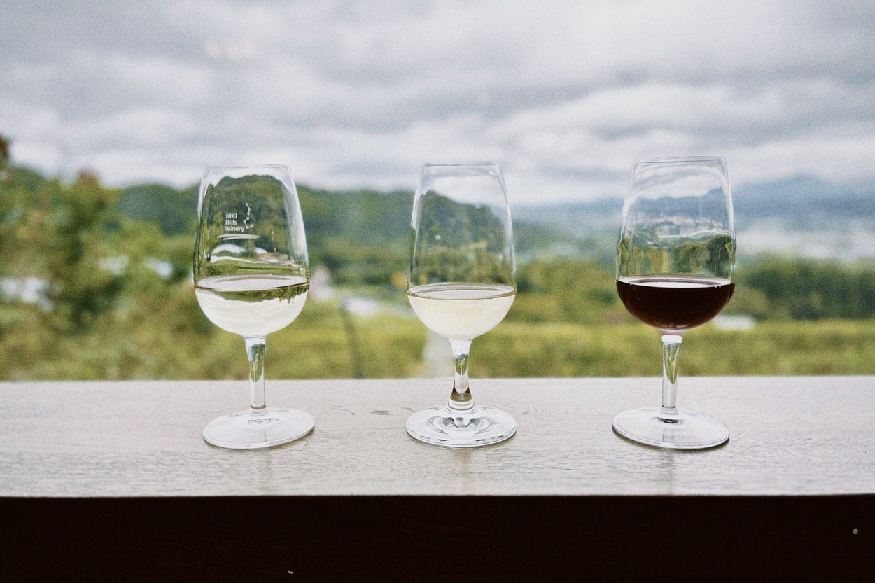 28_NIKI Hills Winery_眺望とテイスティング_1.jpg