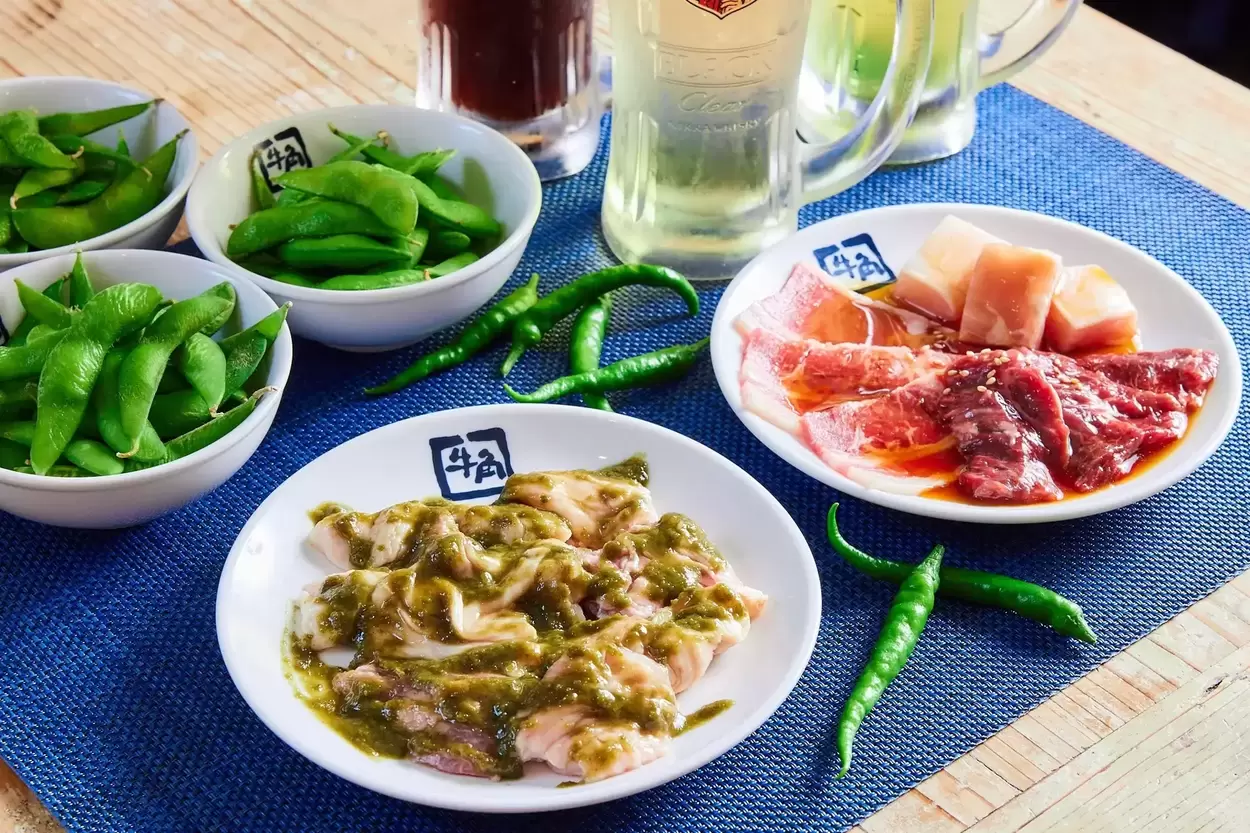 価格設定バグり気味の神キャンペーン【牛角】1,980円で飲み放題の焼肉セット＆無限枝豆に、今だけ「Ｗガーリックカルビ」も付いてくる！