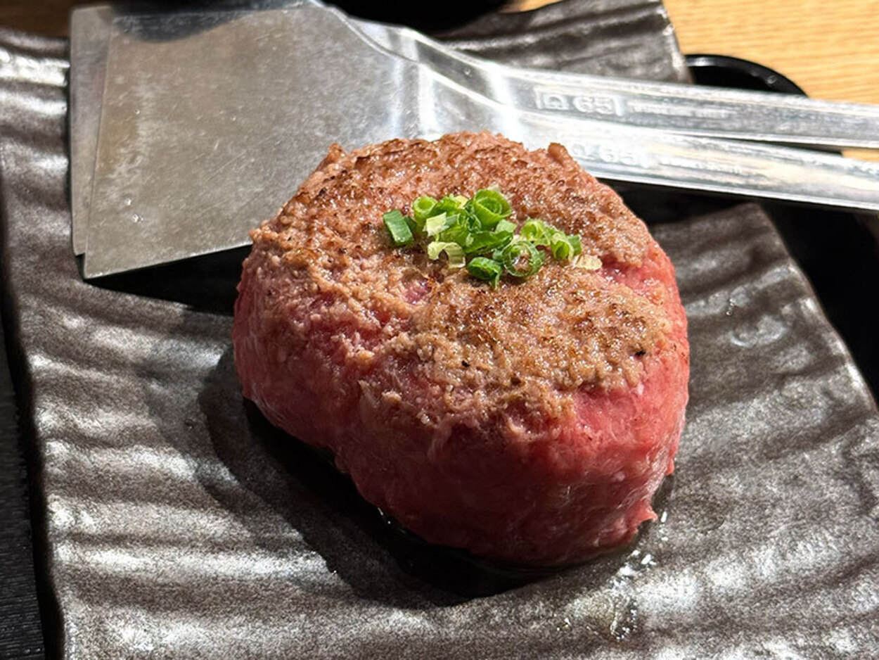 ウソ、オープン即「予約停止」の異常事態（泣）【静岡駅】大行列でも絶対食べて！「肉1枚でご飯一杯いける」「495円で無限おかわり」