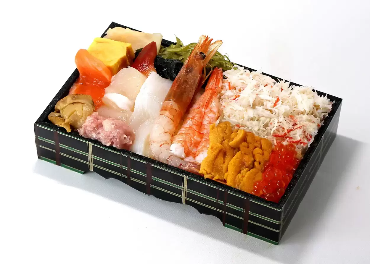 海鮮爆もり&人気「えびそば一幻」コラボスナック初登場【秋の北海道展】豪華ズワイガニ&限定ロイズも!北海道の秋を食い尽くす
