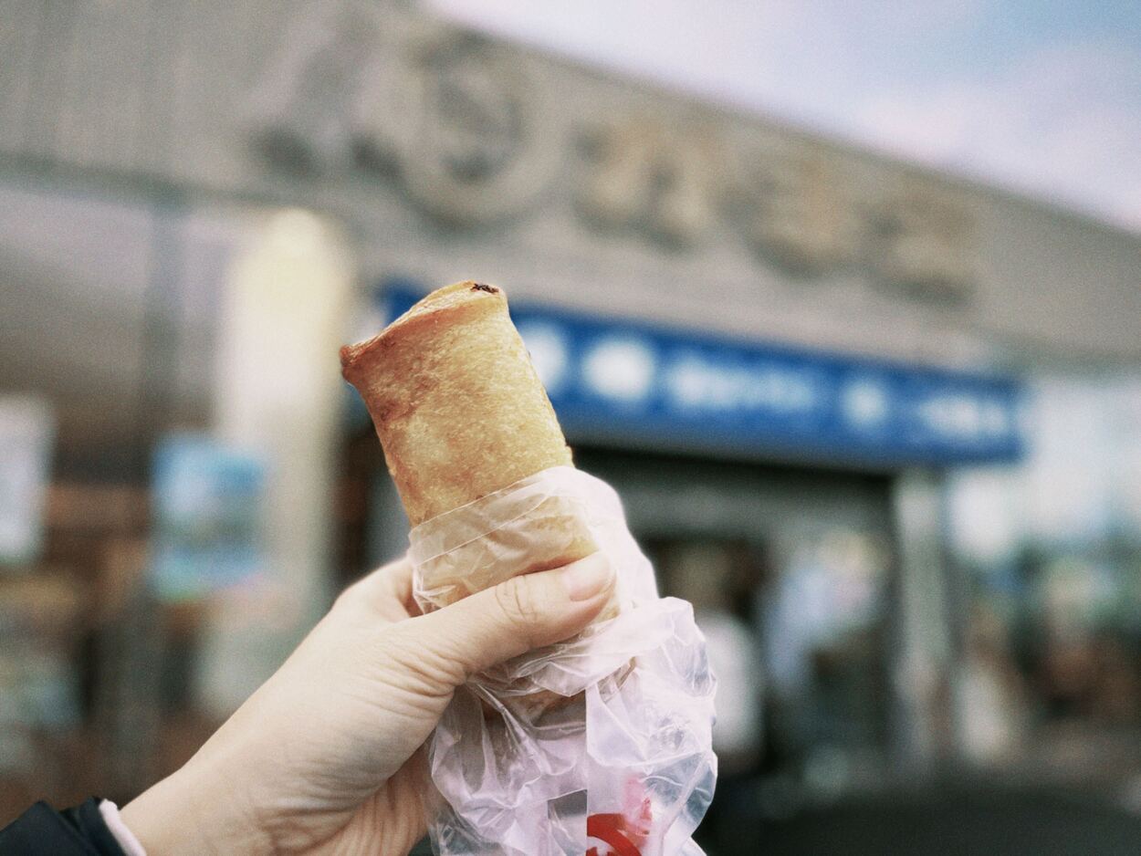 32_かま栄 工場直売店_パンロールの実食_1.jpg