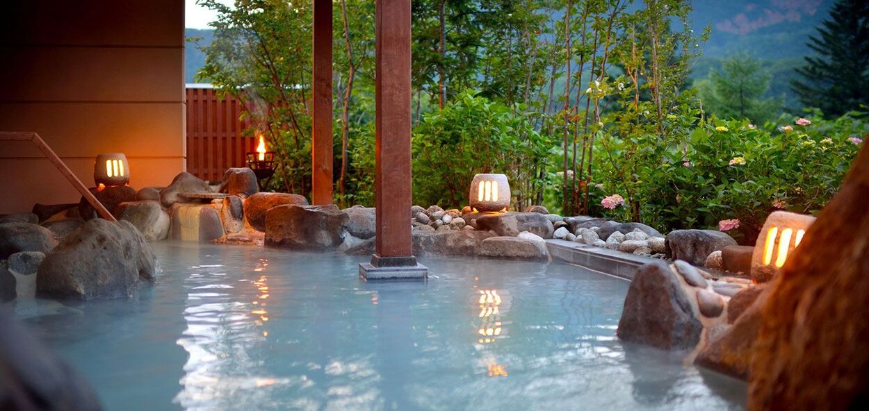 「離れ湯 百八歩」蔵王四季のホテル.jpg