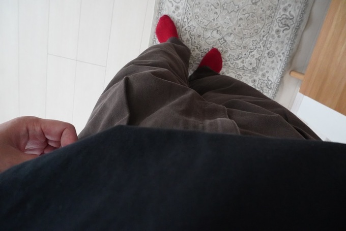 ユニクロパンツ着.JPG