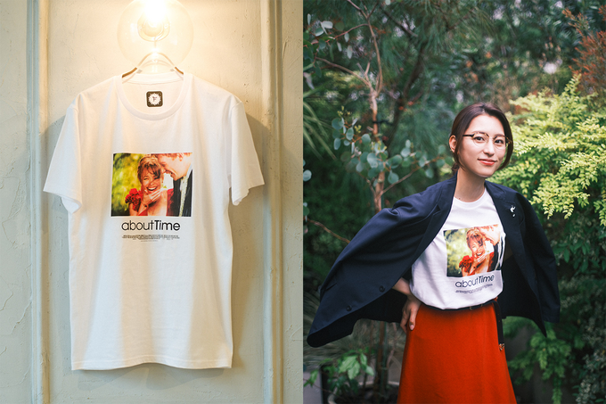 女性とTシャツ.png