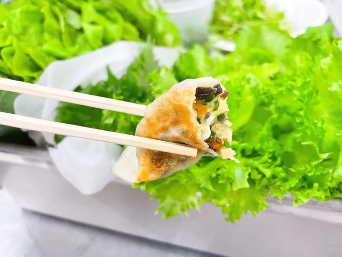 野菜マシマシ餃子.jpg