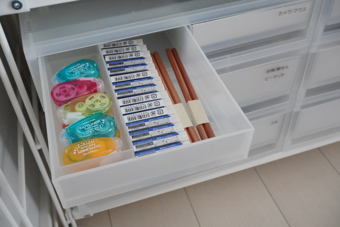 コストコ文具収納.JPG