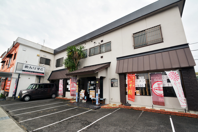 めんりすと_外観01.JPG