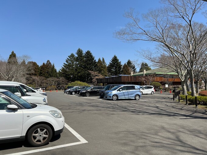 県民の森駐車場①.jpg
