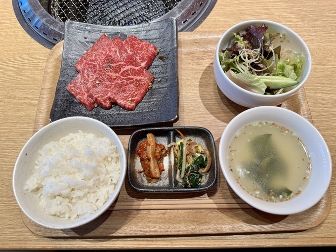 知らなきゃ人生損！ランチの域を軽く超越【仙台が誇る高級焼肉店】驚きの神コスパ！人気NO.1に希少部位に限定「極上ランチ3選」