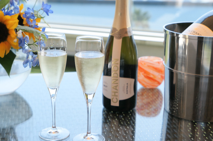 贅沢ドリンクが飲み放題!?【熱海市】「8,800円でも言って損なし」夏だけの絶景フリーフロー