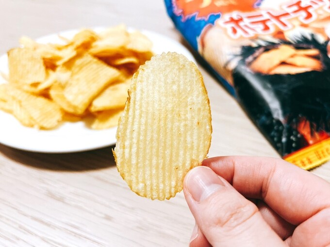 どこで買えるの（泣）宮城新名物【うに＆ほたてバターポテトチップ】贅沢すぎる神コラボ「でも正直、主役はどこ（笑）」万人モテの罪な子