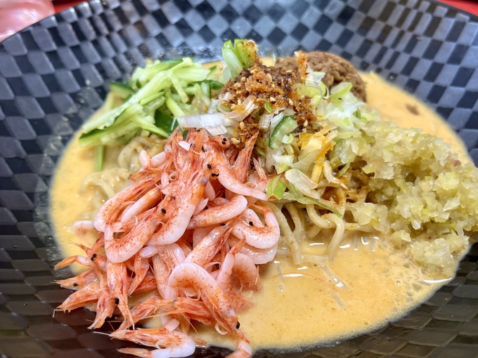 すぐ売り切れる“1日10食限定”担々麺が神【藤枝市】「予想を超えるウマさに激震走る…!」發巳(はつみ)藤枝店