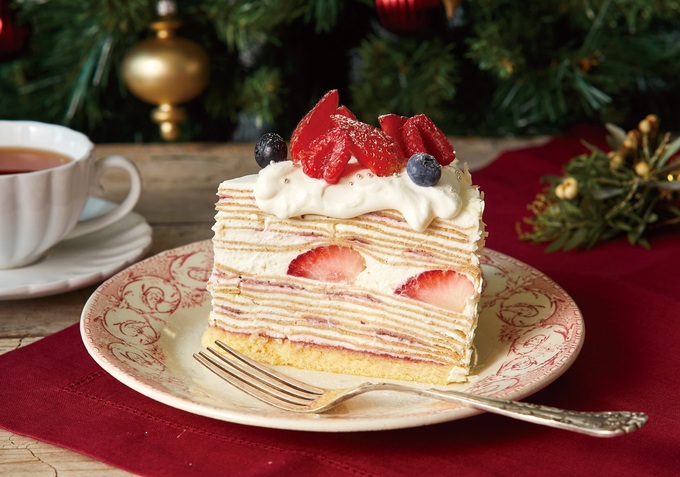 ベリーとマスカルポーネのクリスマスミルクレープ.jpg