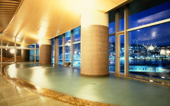 spa-large-bath-umi_01.jpg