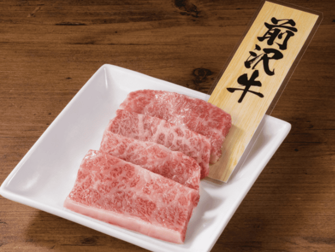 500円で"前沢牛"ってウソでしょ！？【明日まで】絶対見逃せない！「肉の芸術品やぁ〜」「ひと口で溶ける♡」宮城2店舗だけ