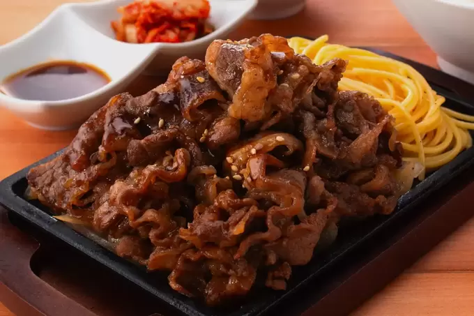 【牛角】の定食専門店知ってる？定食 "肉2倍"でさらに割引はやり過ぎ（嬉）静岡は【浜松】に1店舗のみ！明日2/9（日）からスタート！