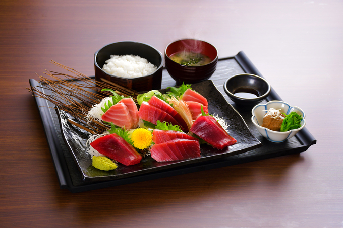 【新店情報】地元民も衝撃！【南まぐろ・本まぐろ食べ比べ】「高級ランクに悶絶！？」至福のグルメを紹介！