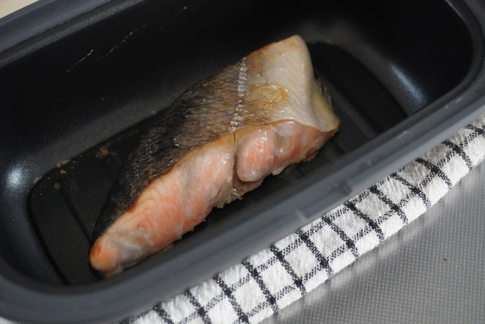 スリコレンジ調理器鮭焼いた後.JPG