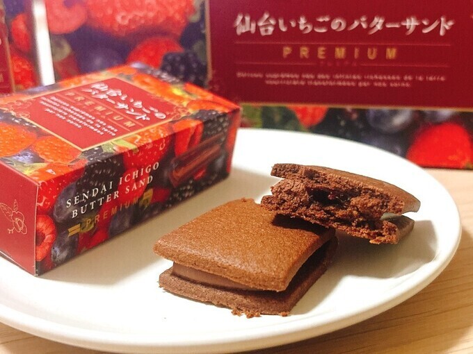 【仙台いちごのバターサンド】に"プレミアム"爆誕!?「外箱からもあふれる高級感」の人気土産をいざ実食