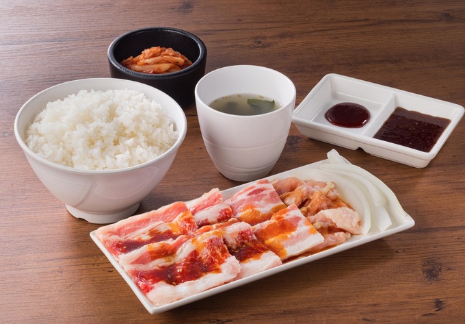 安すぎッ…焼肉ランチ890円!?しかも「ごはんおかわり無料!」静岡駅周辺のお得ランチはココで決まり♪