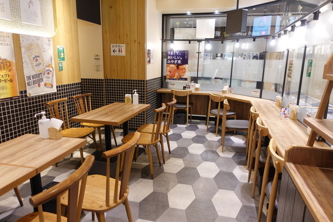 ダテカフェ 店内.jpeg