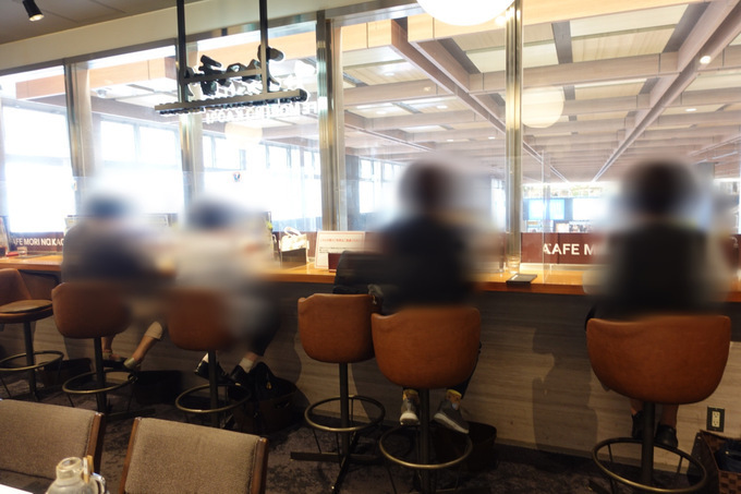 カフェ杜の香り カウンター席.jpeg