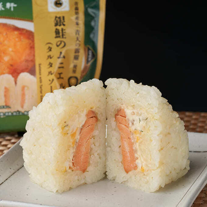 ごちむすび　銀鮭のムニエル風（タルタルソース）　上野精養軒.jpg