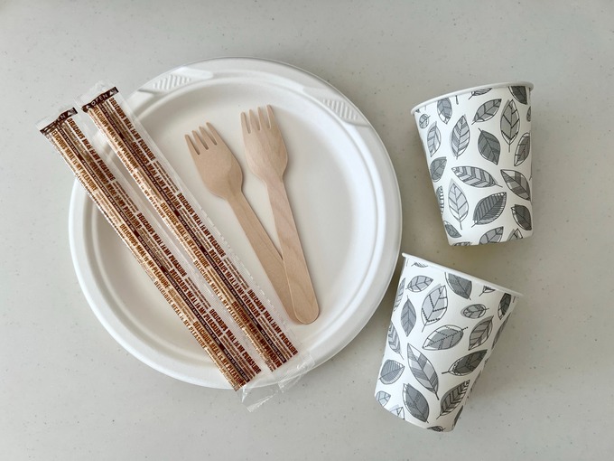 紙皿紙コップ.jpg