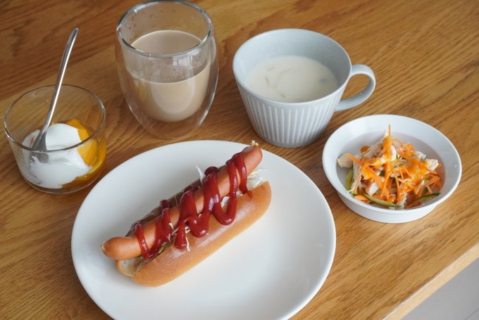 ikeaホットドッグ朝ごはん.JPG