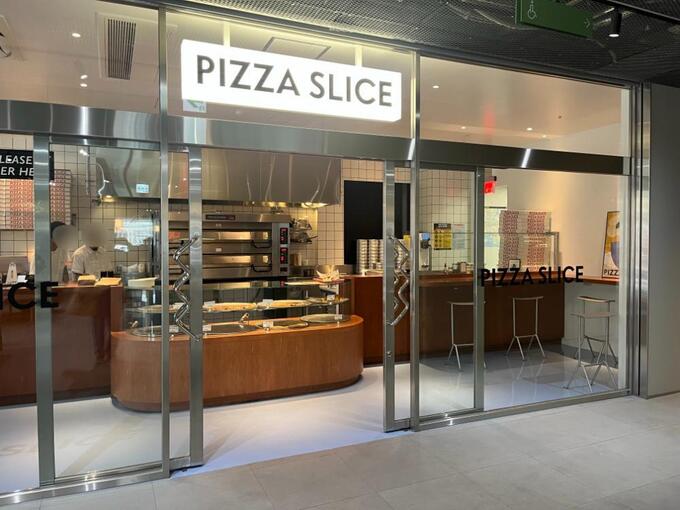 もう手が止まらん（泣）【PIZZA SLICE】「1ピース25cm超えって鬼」「3枚一気食いしたい」ドはまり危険！背徳ピザ
