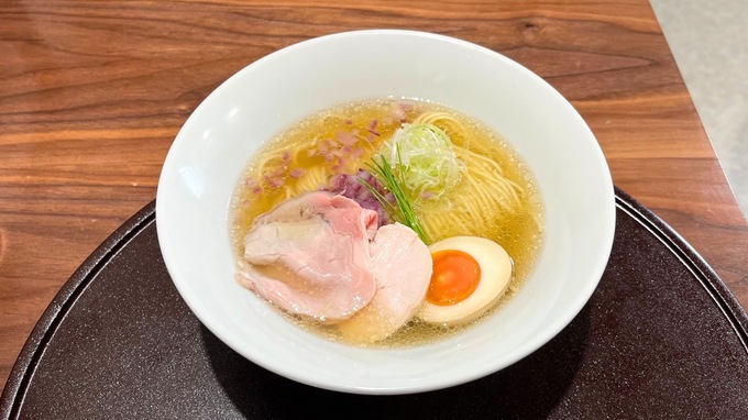 【浜松市】「透明なスープが沁みわたる~!」上品系中華そばを堪能できるNEW OPEN店