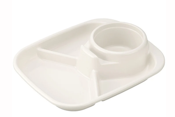 DAISO バーベキューディッシュ角アイボリー.png