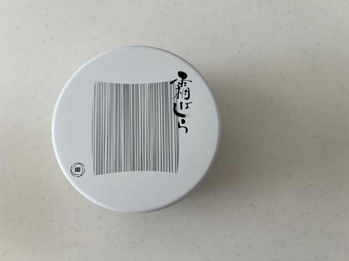 霜ばしら 缶.jpg