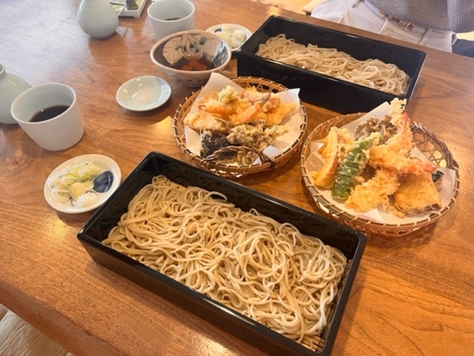 【浜松市】あの果物が天ぷらに?!季節の食材を使った料理が楽しめる【石臼挽き手打ちそば 蕎里(きょうり)】