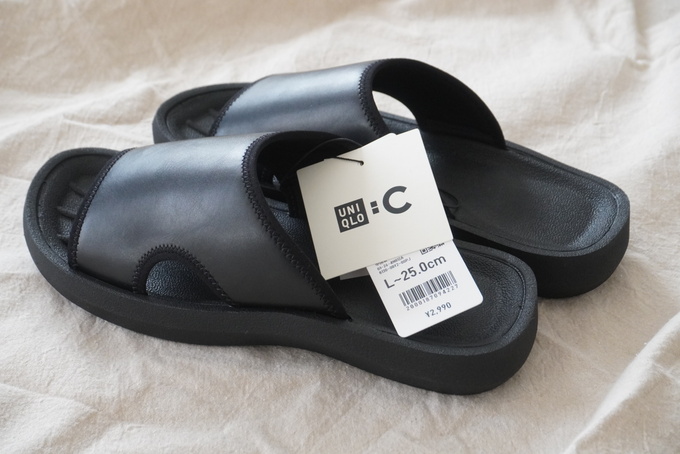 ユニクロcサンダル2.JPG