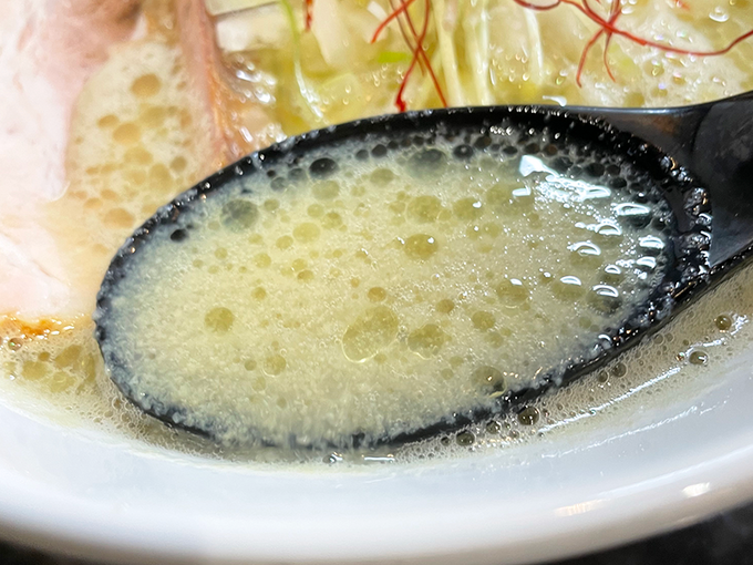 貝の旨味が限界突破…！あさりの貝出汁ラーメン店【ボンゴッソ】濃厚貝塩ラーメン