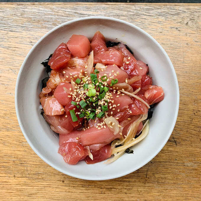 まぐろ屋 やまもと.jpg