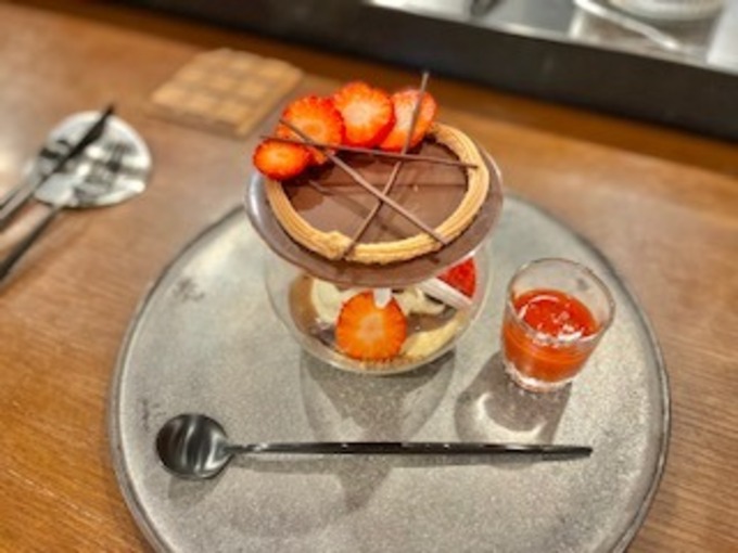 チョコレート好き必見!浜松の街中で楽しめる贅沢チョコスイーツ『ATELIER CHOCOLAT ENTRE』