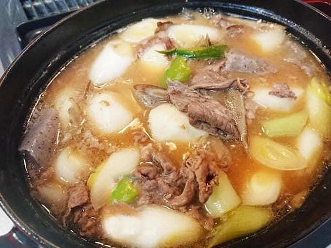 山形芋煮 (1).jpg