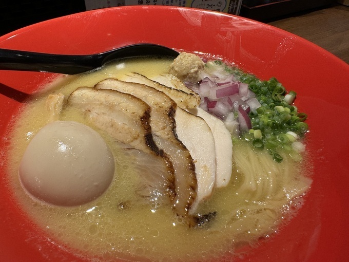 仙台ラーメン名店【濃厚鶏そばシロトリコ】渾身レポ！最後の一滴まで完飲上等「人気NO.1から味変まで」