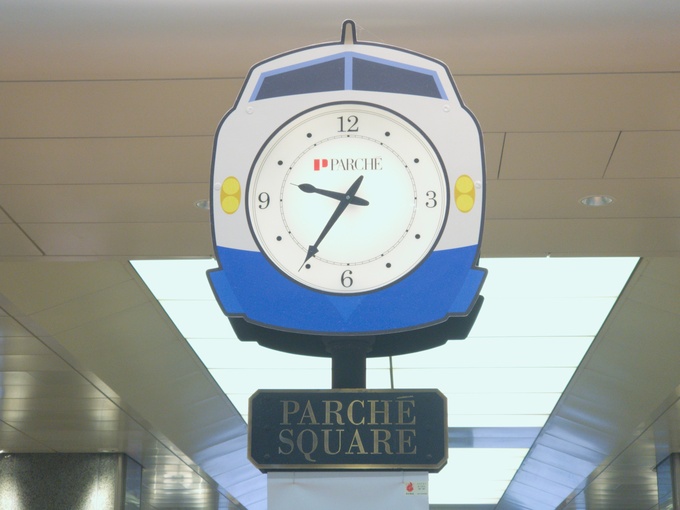 時計塔アップ.dng