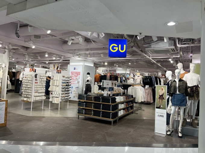 GU店舗.jpg