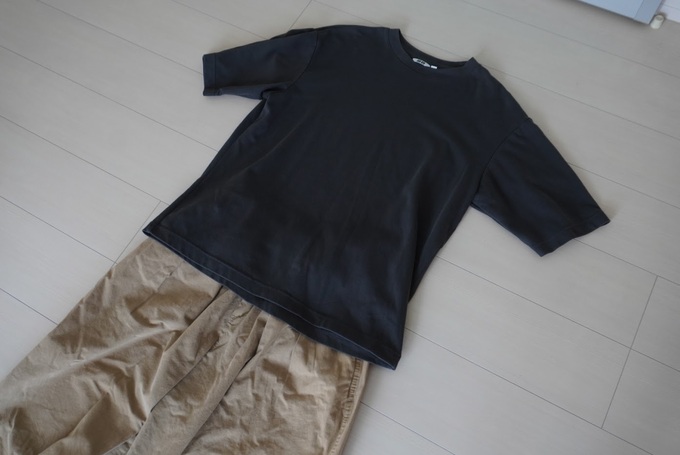 ユニクロTシャツ丈長い.JPG