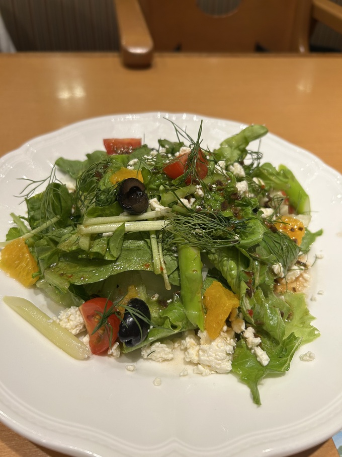 さわやかのサラダが超絶美味しい！【セノバ5階さわやか】夏の農園サラダを食すべし！